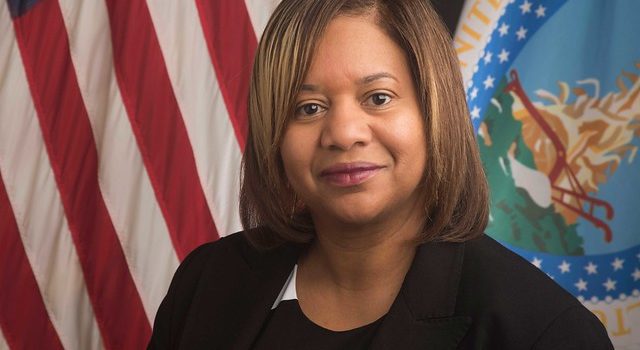 Dionne Toombs
